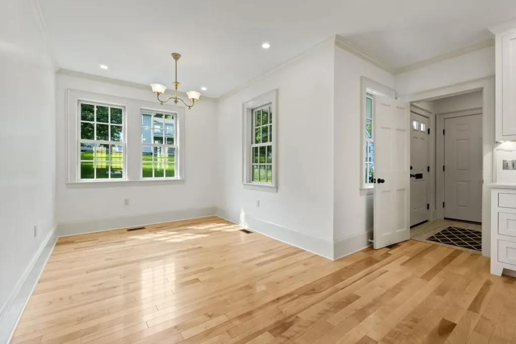 21 Academy Street Hallowell ME 04347