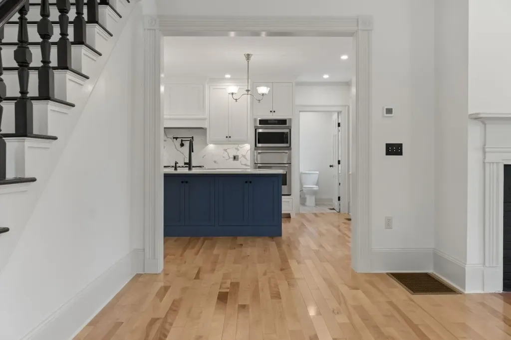 21 Academy Street Hallowell ME 04347