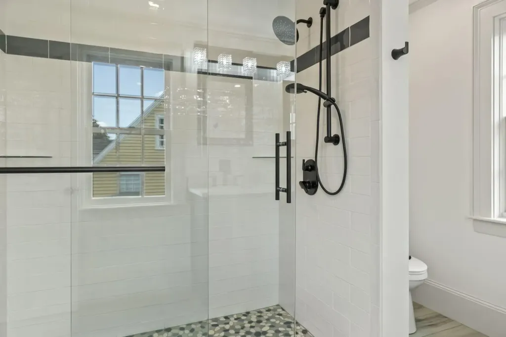 21 Academy Street Hallowell ME 04347