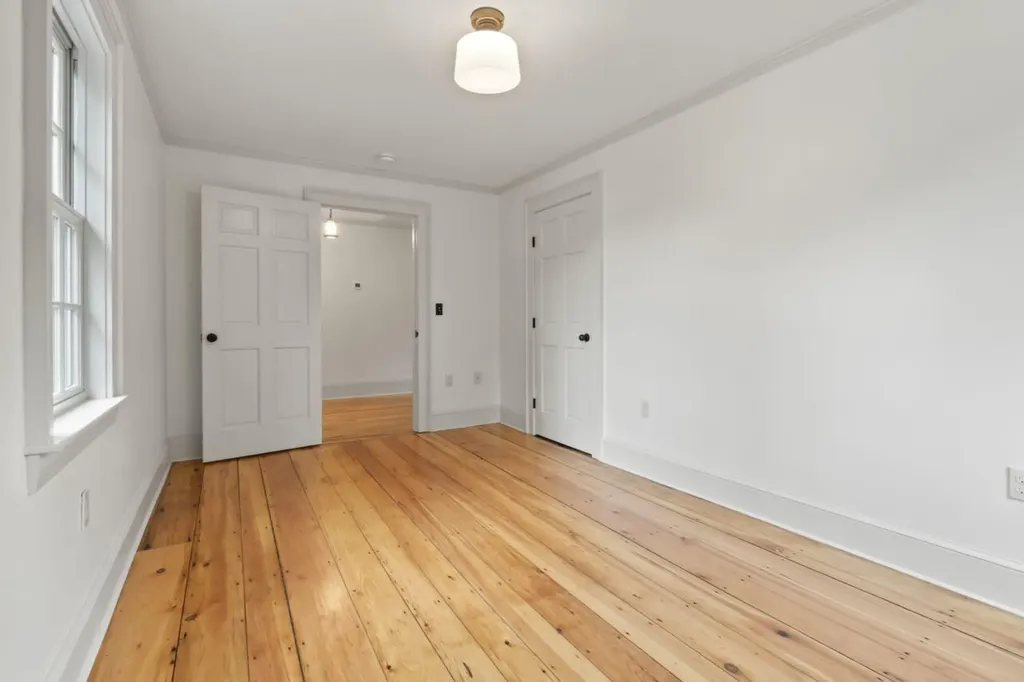 21 Academy Street Hallowell ME 04347