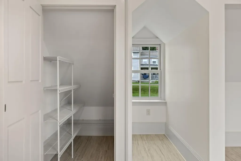 21 Academy Street Hallowell ME 04347