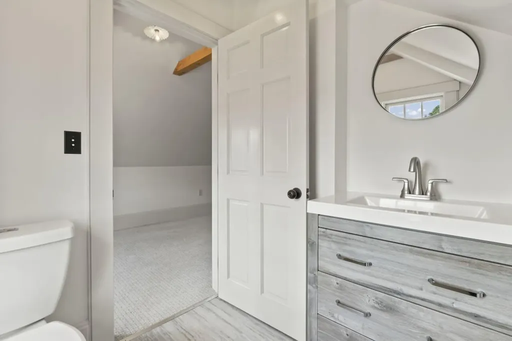 21 Academy Street Hallowell ME 04347