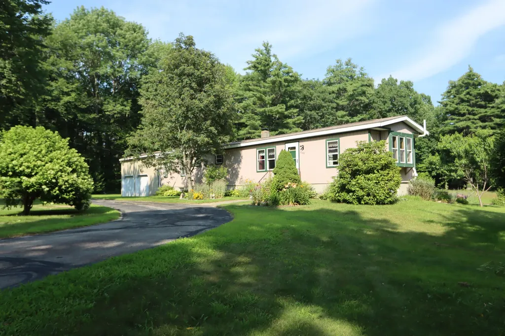 1269 Litchfield Road Bowdoin ME 04287