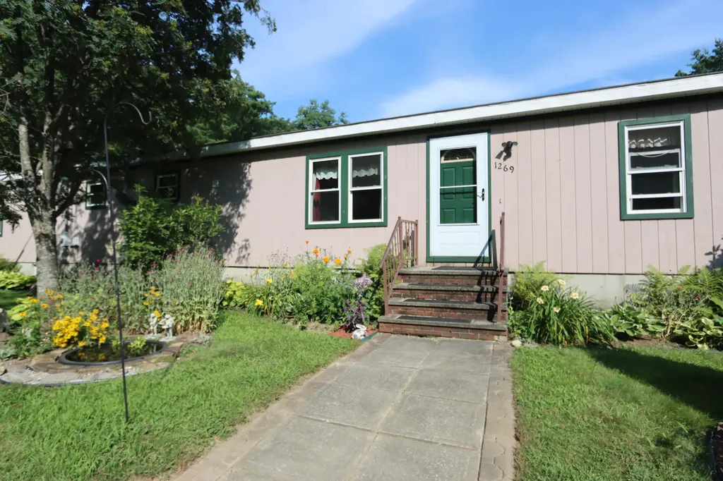 1269 Litchfield Road Bowdoin ME 04287