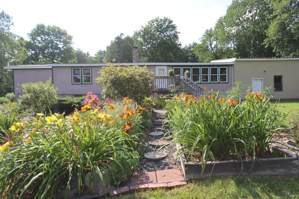1269 Litchfield Road Bowdoin ME 04287
