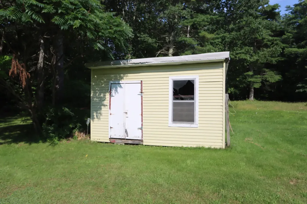 1269 Litchfield Road Bowdoin ME 04287