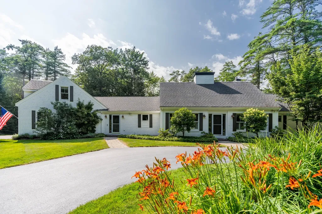 154 Morton Road Yarmouth ME 04096
