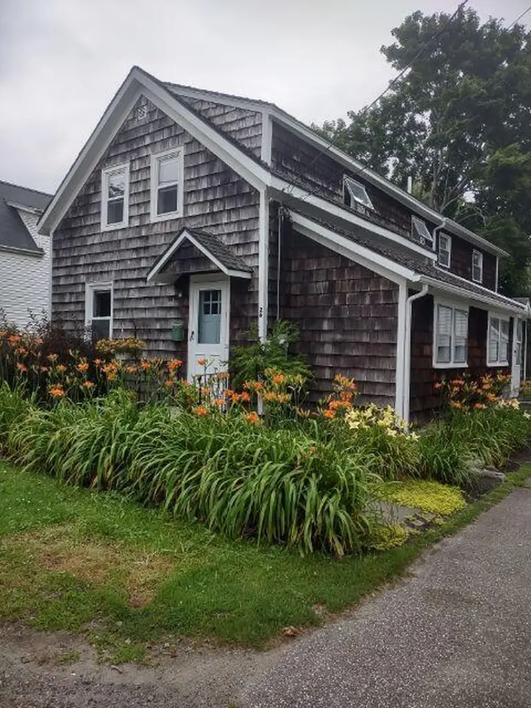 26 Holmes Street Rockland ME 04841