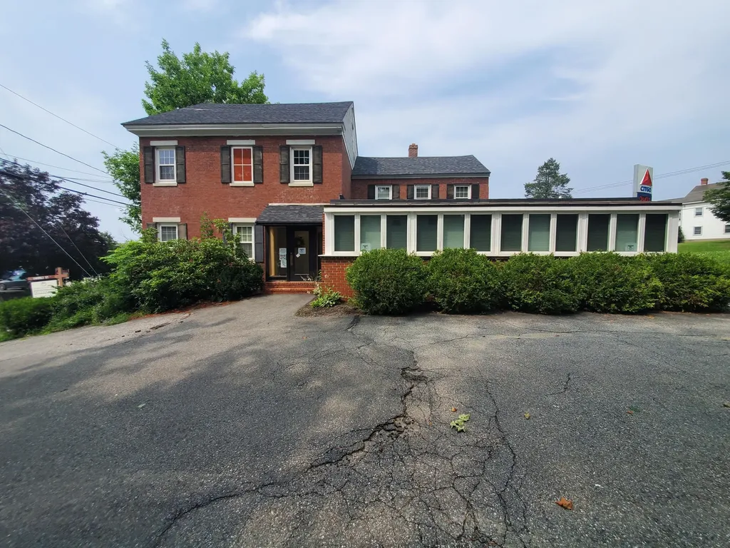 11 Middle Street Augusta ME 04330