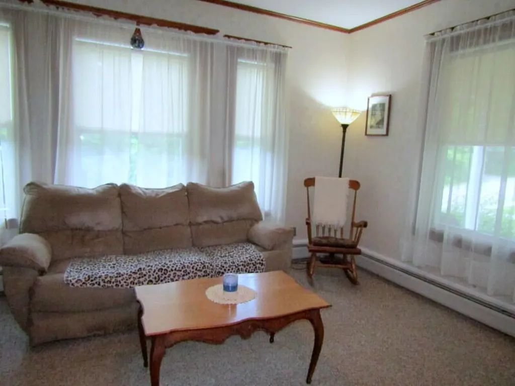 27 Shepley Street Auburn ME 04210