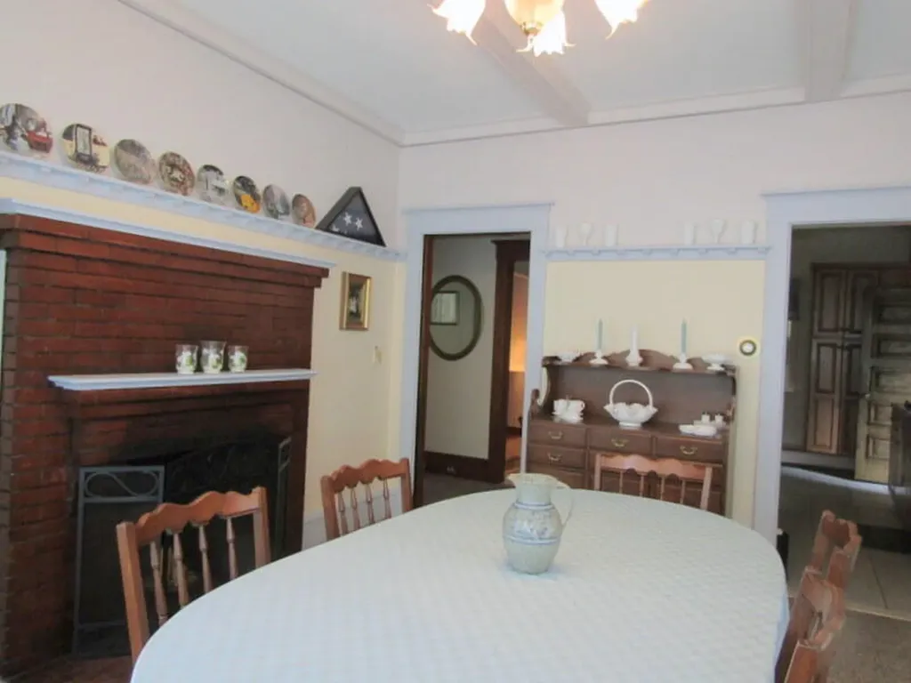 27 Shepley Street Auburn ME 04210