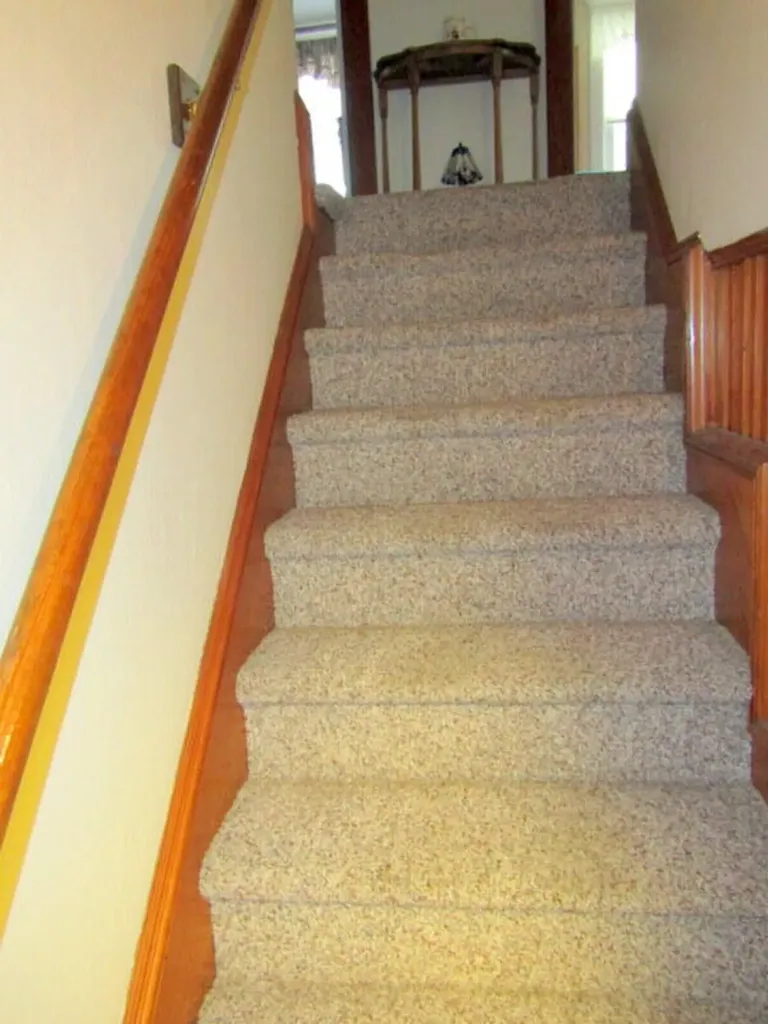 27 Shepley Street Auburn ME 04210