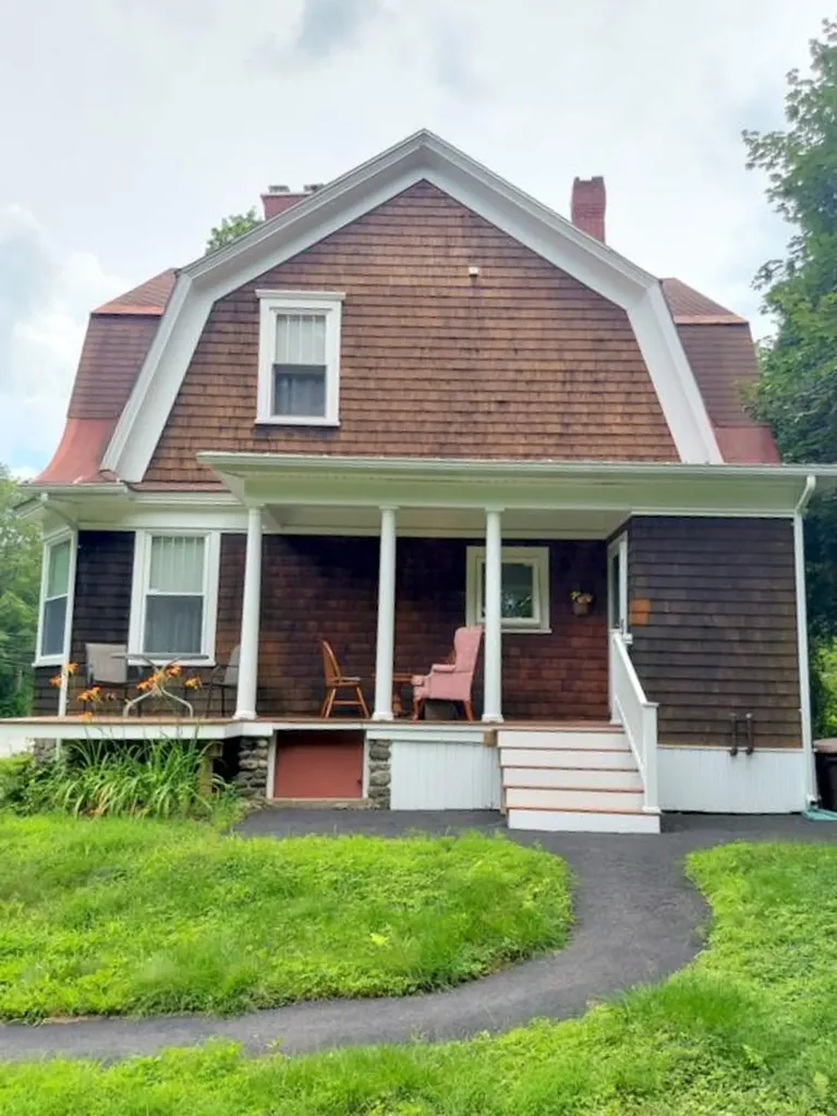 27 Shepley Street Auburn ME 04210