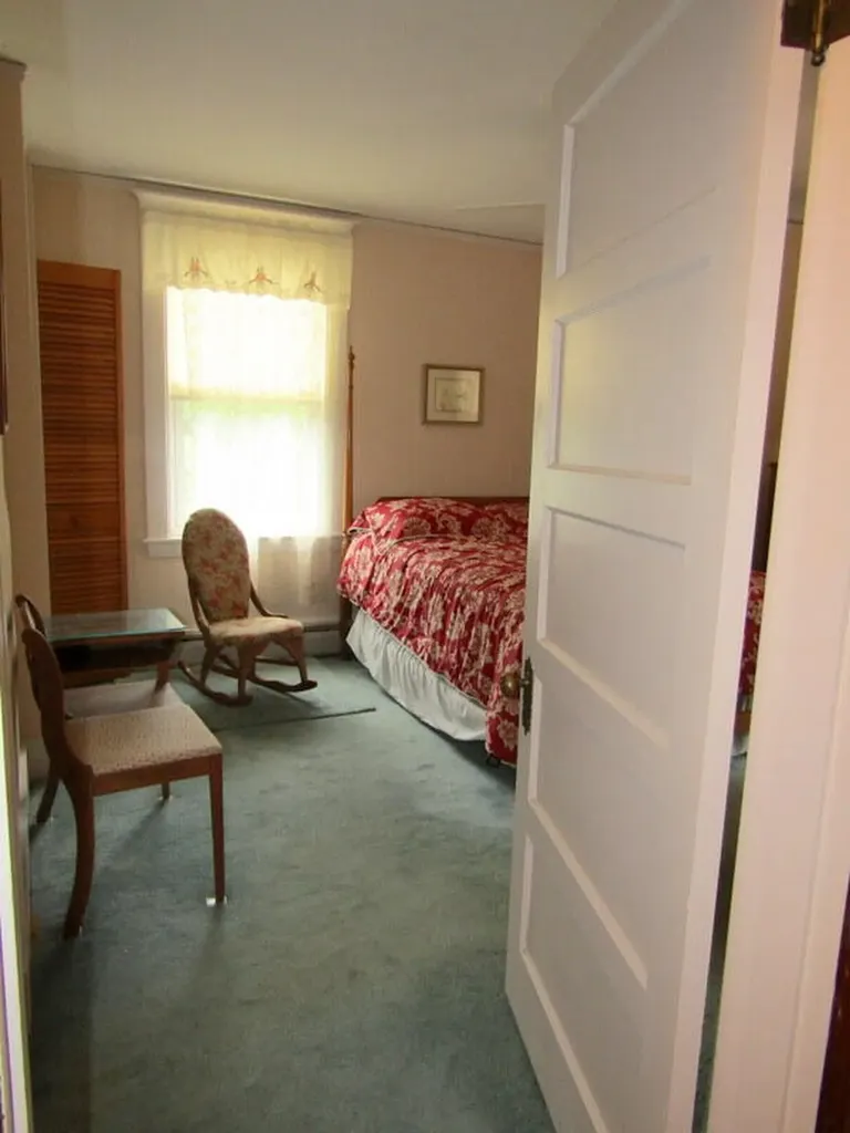 27 Shepley Street Auburn ME 04210