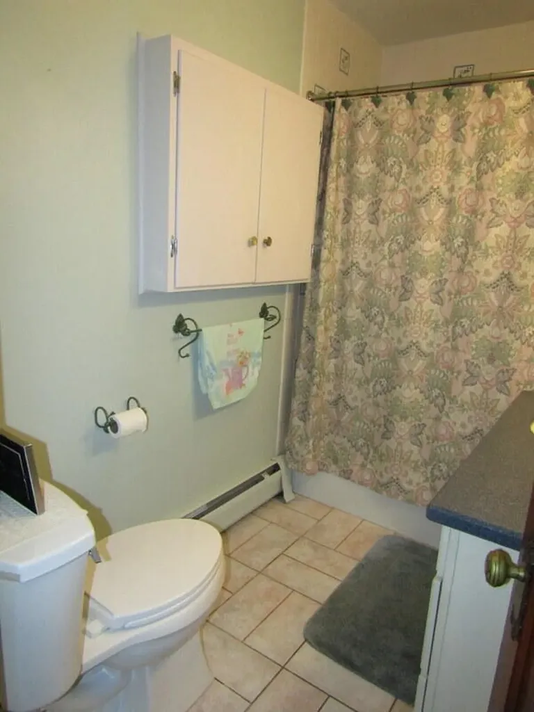 27 Shepley Street Auburn ME 04210