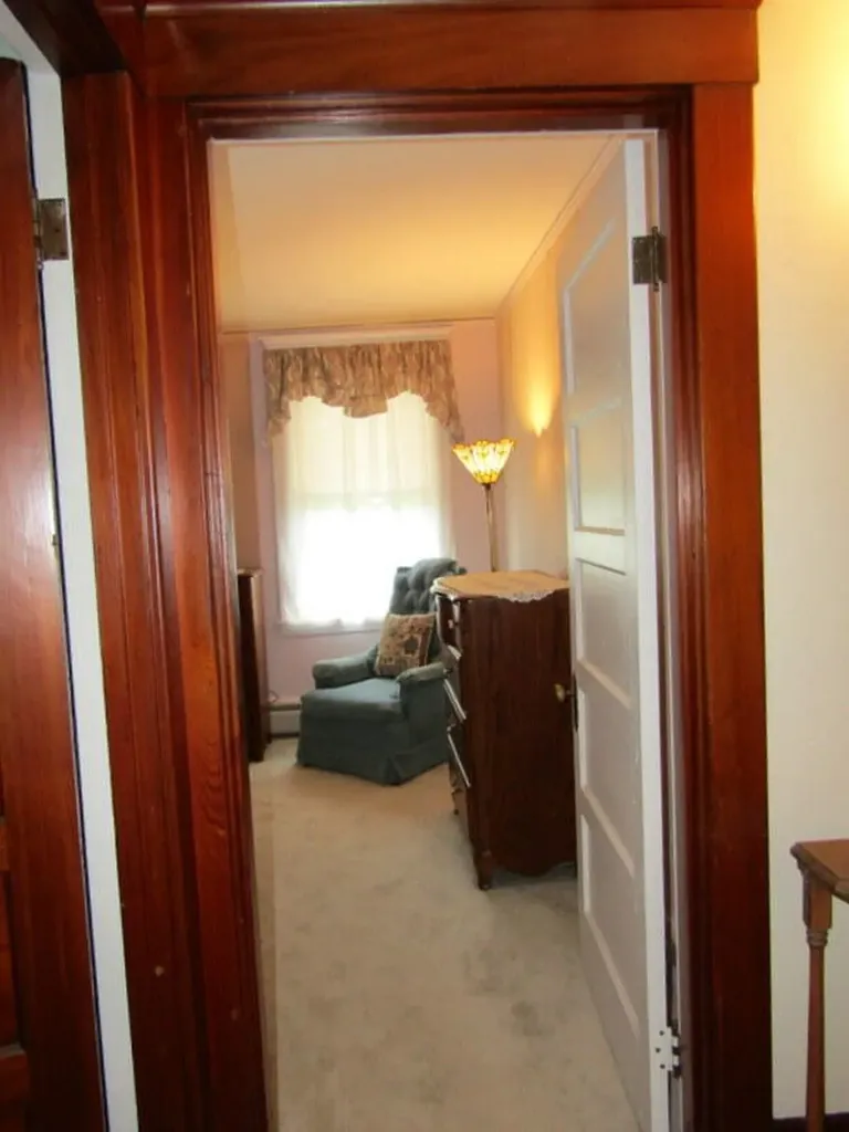 27 Shepley Street Auburn ME 04210