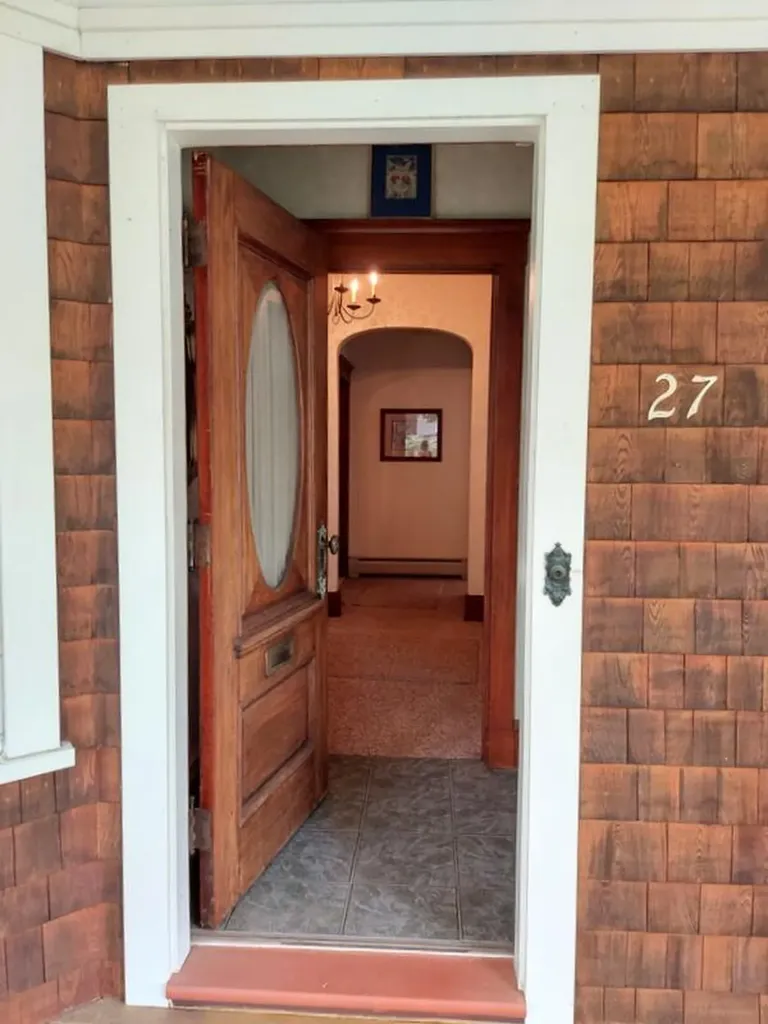 27 Shepley Street Auburn ME 04210