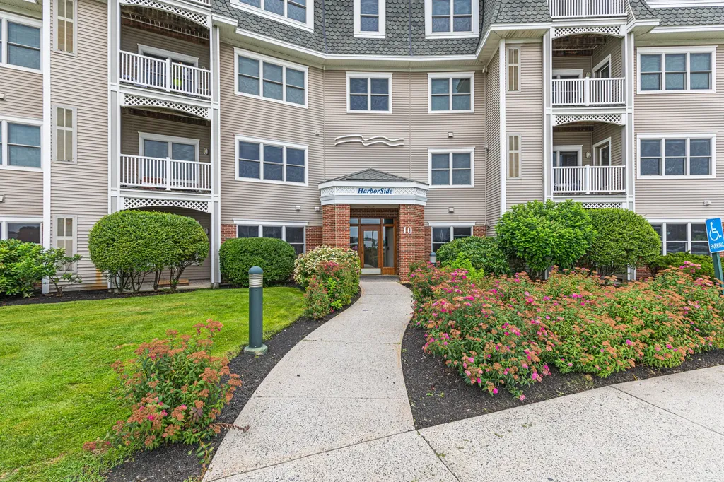 1 River Place Drive South Portland ME 04106