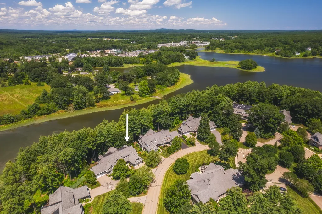 100 Shepards Cove Road Kittery ME 03904