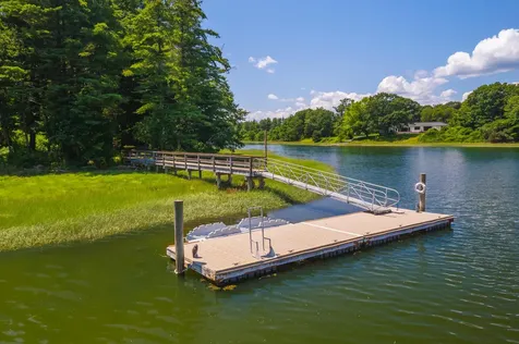 100 Shepards Cove Road Kittery ME 03904
