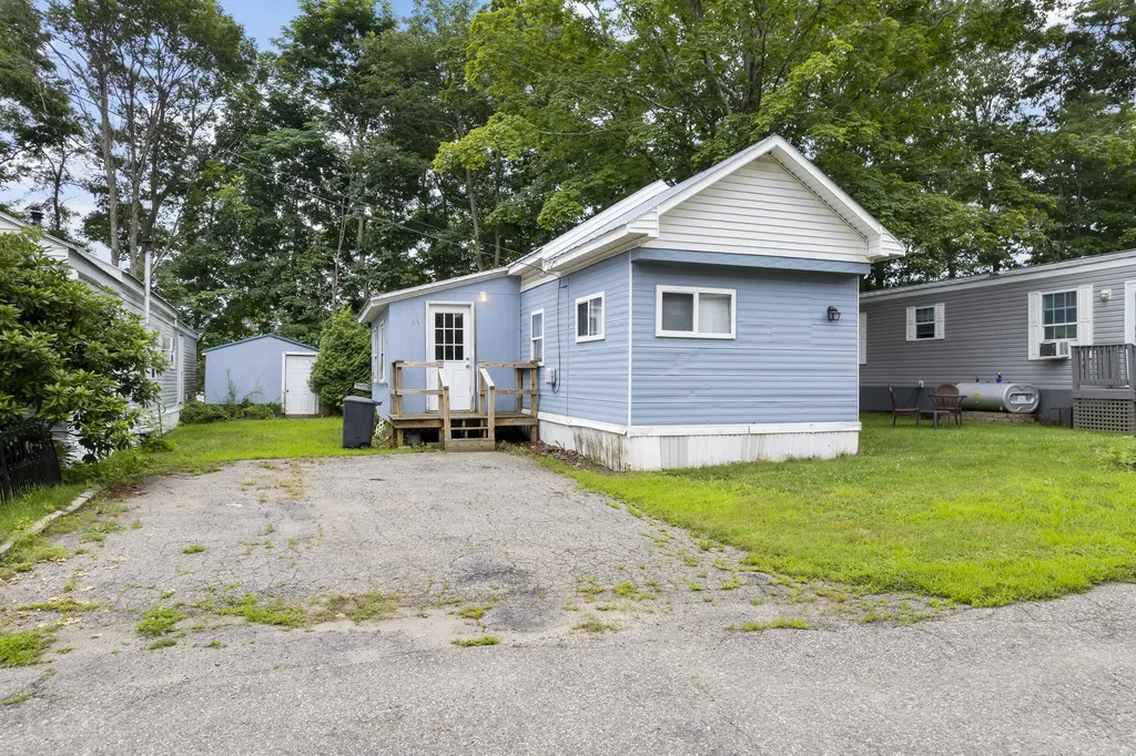 5 Spinney Way Kittery ME 03904