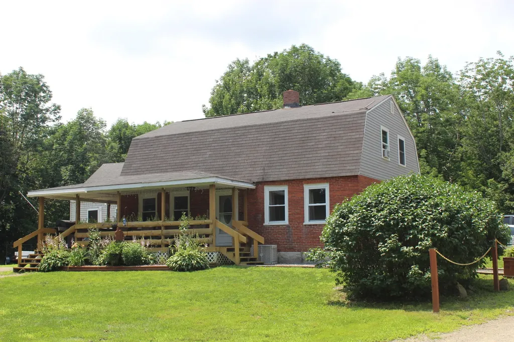 118 Andrews Road Wales ME 04280