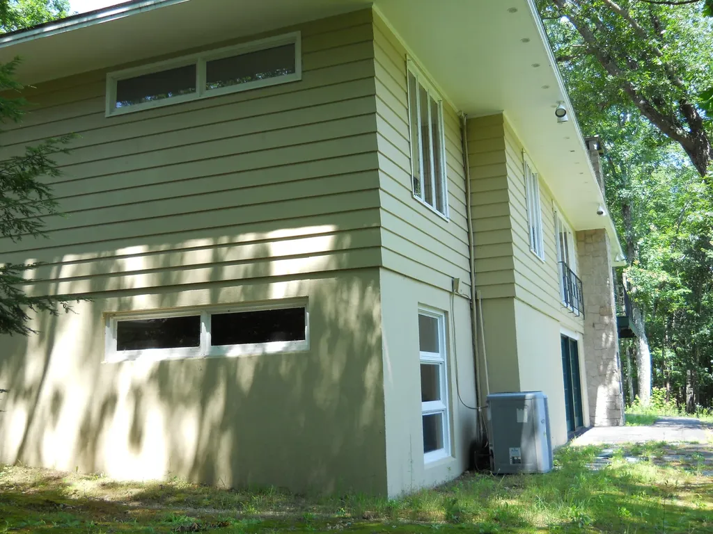 109 Farview Drive Sanford ME 04073