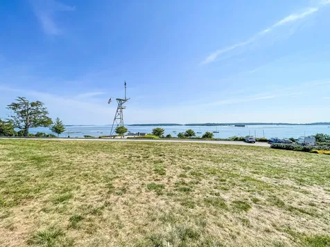 45 Eastern Promenade Portland ME 04101