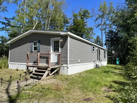 422 West Street Rockport ME 04856
