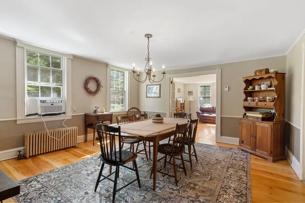 282 Quaker Ridge Road Leeds ME 04263