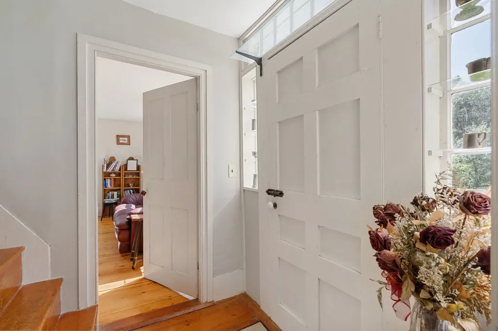 282 Quaker Ridge Road Leeds ME 04263