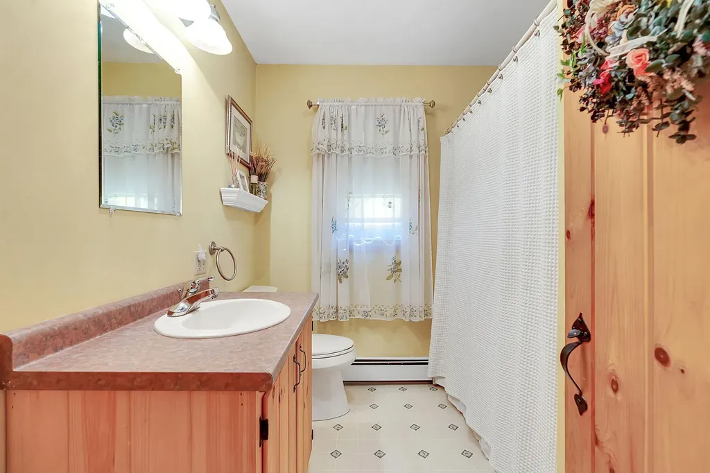 26 Waterview Drive Casco ME 04015