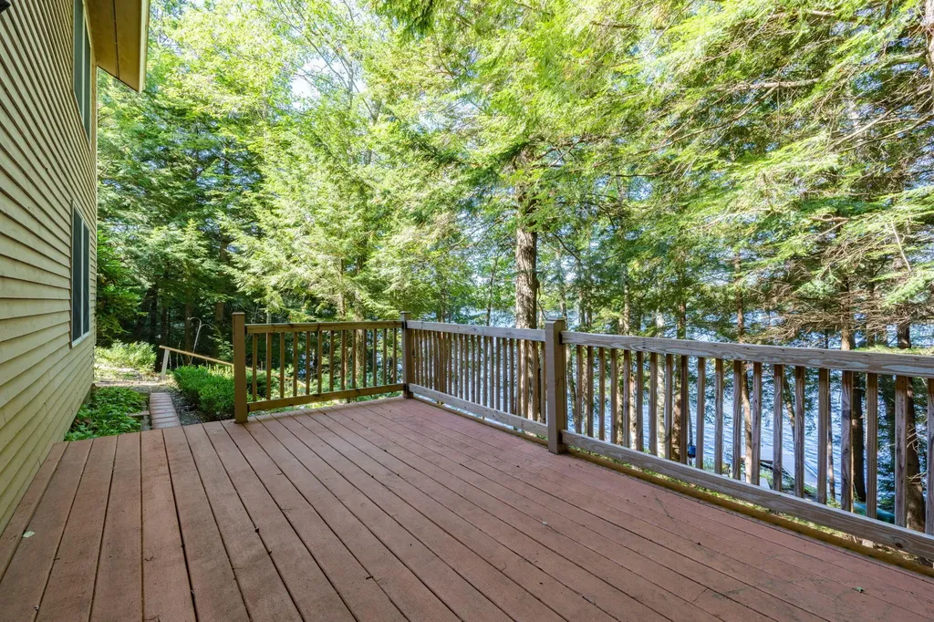 26 Waterview Drive Casco ME 04015