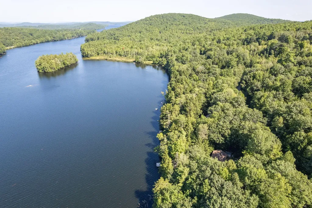26 Waterview Drive Casco ME 04015
