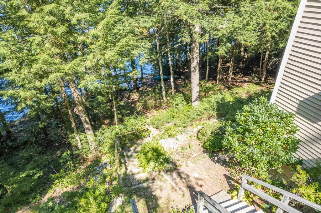 26 Waterview Drive Casco ME 04015