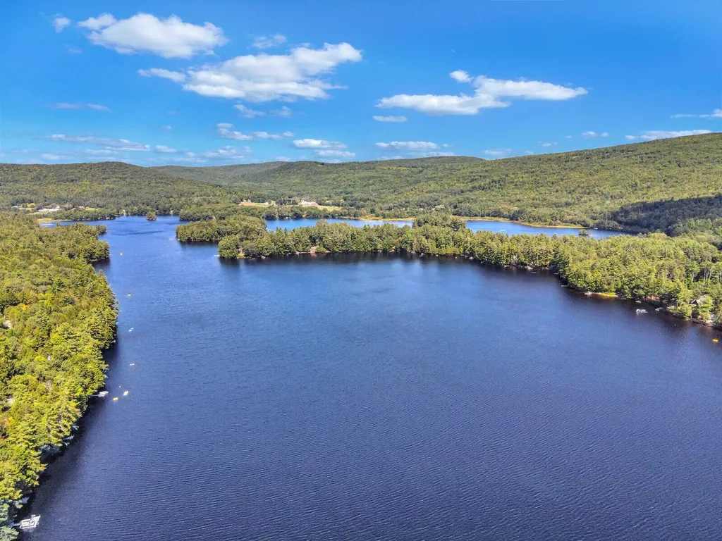 22 Vienna Shores Road Vienna ME 04360