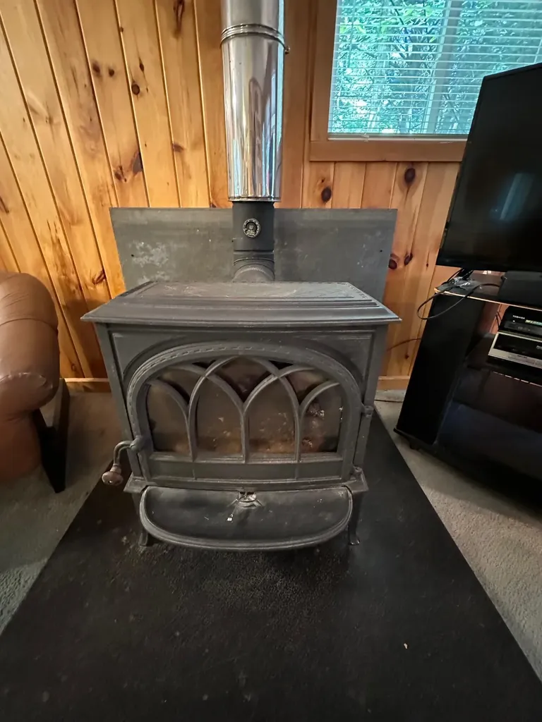 22 Vienna Shores Road Vienna ME 04360