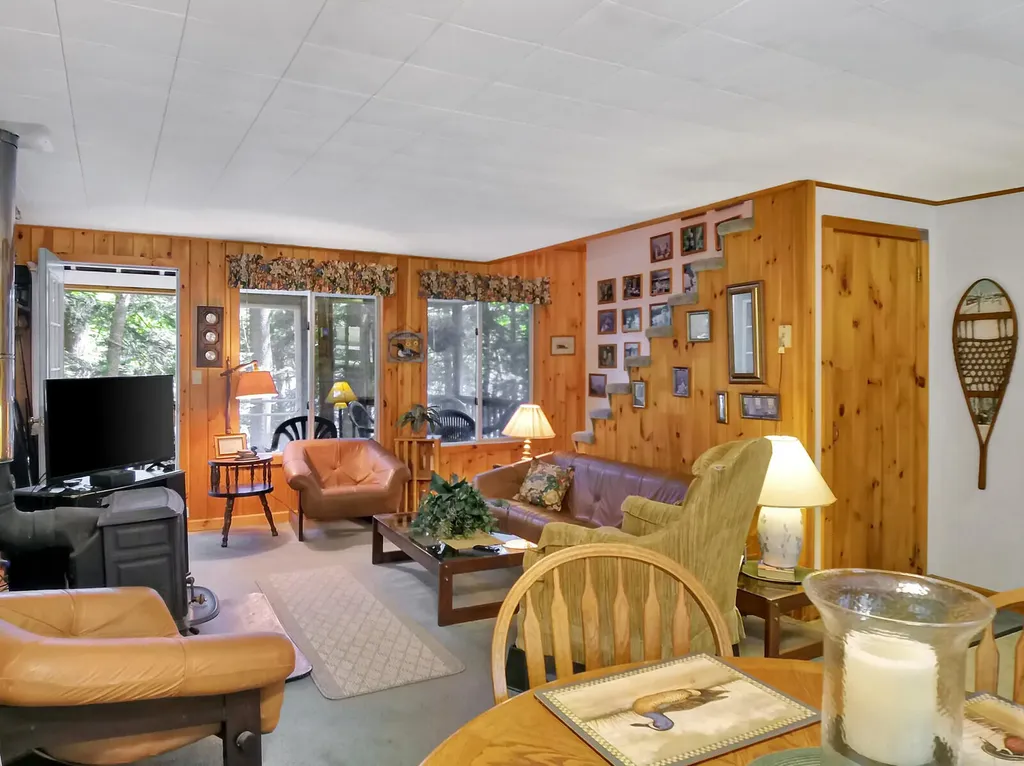 22 Vienna Shores Road Vienna ME 04360
