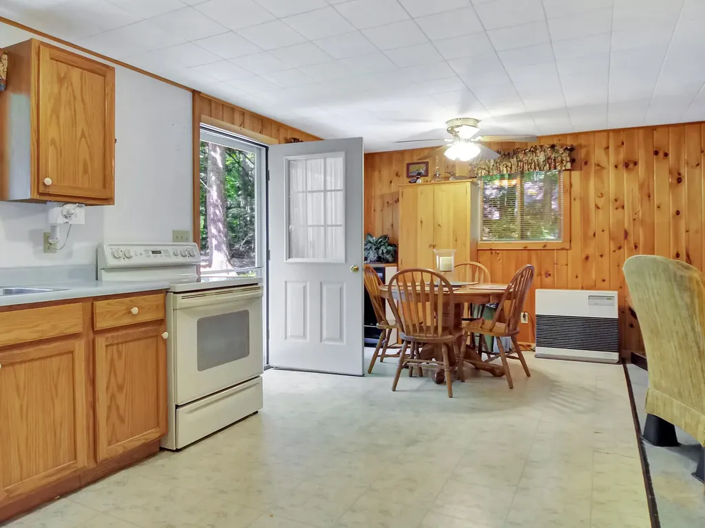 22 Vienna Shores Road Vienna ME 04360