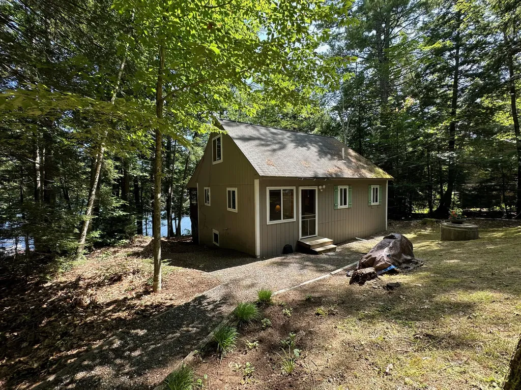 22 Vienna Shores Road Vienna ME 04360