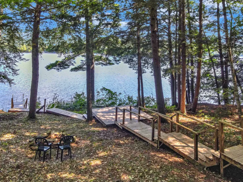 22 Vienna Shores Road Vienna ME 04360
