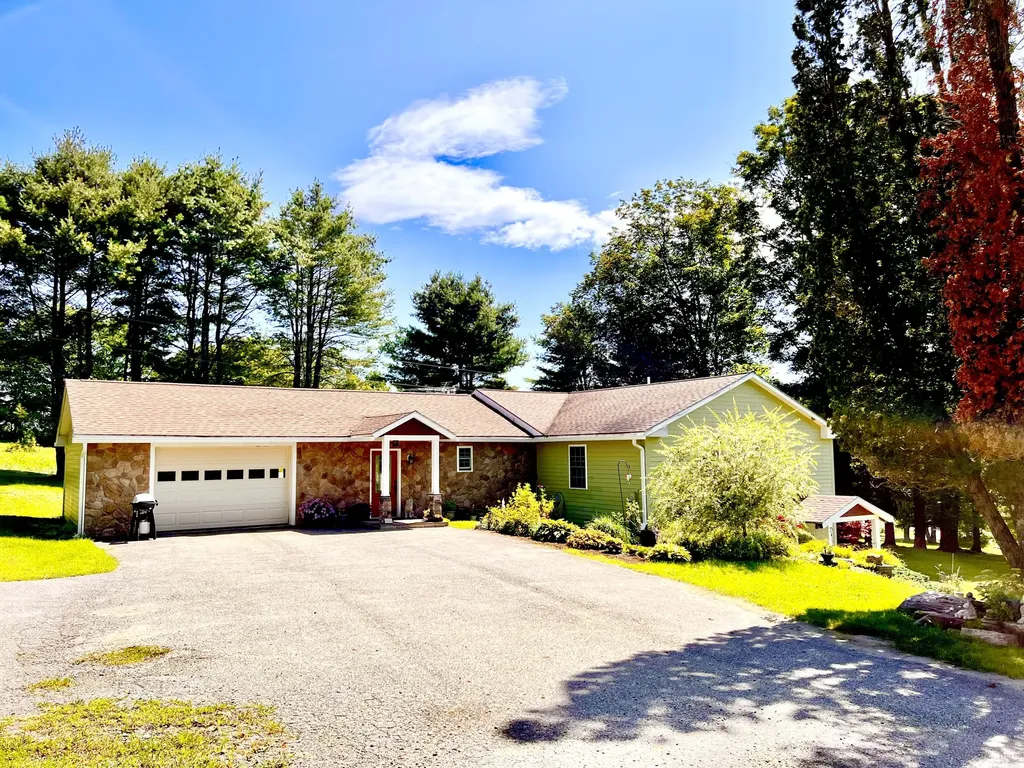 24 Lamson Road Sebec ME 04481