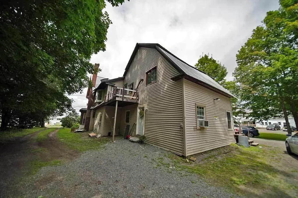20 High Street Houlton ME 04730