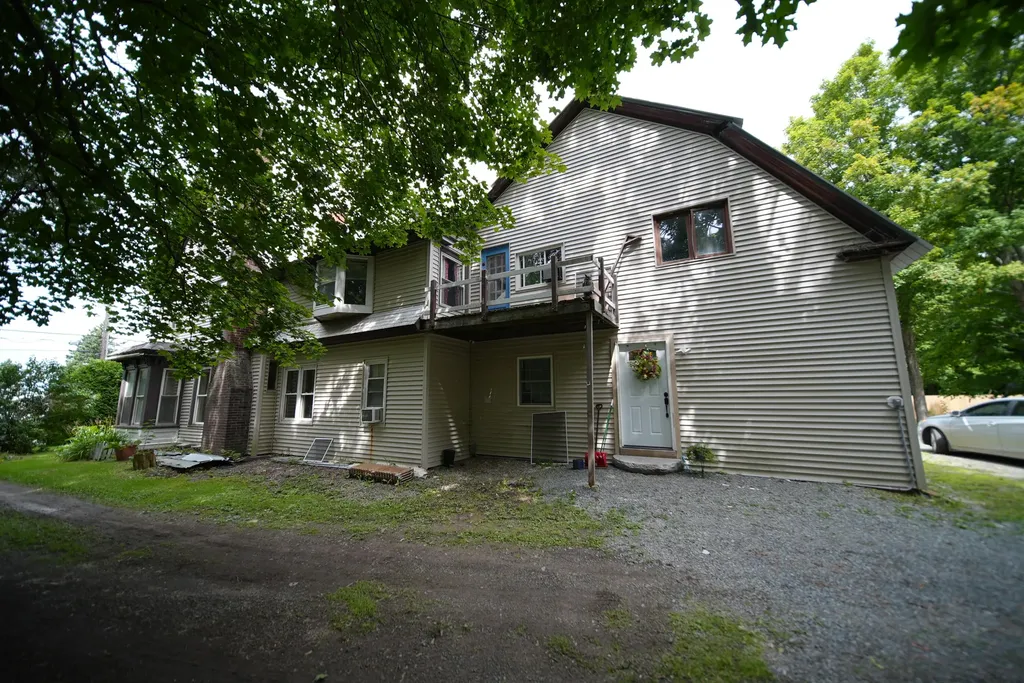 20 High Street Houlton ME 04730