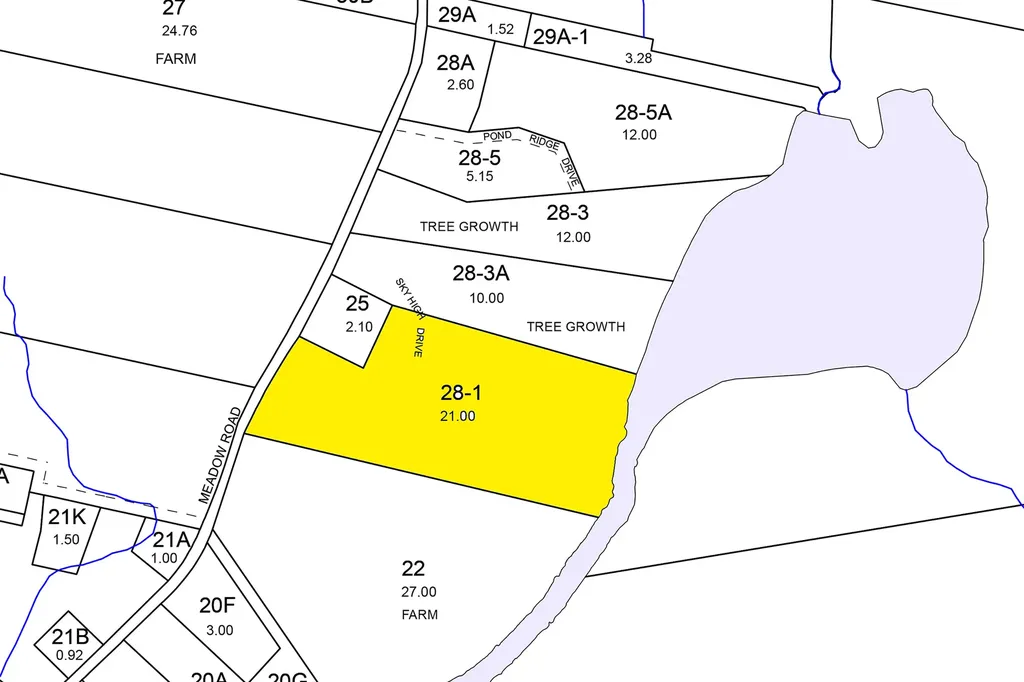 32 Sky-hy Drive Topsham ME 04086