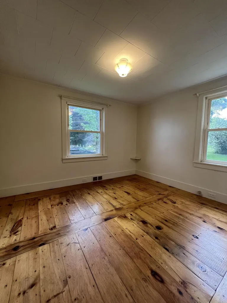 44 Pleasant Street Hampden ME 04444