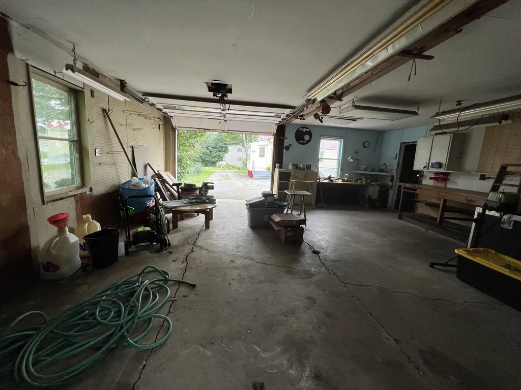 44 Pleasant Street Hampden ME 04444
