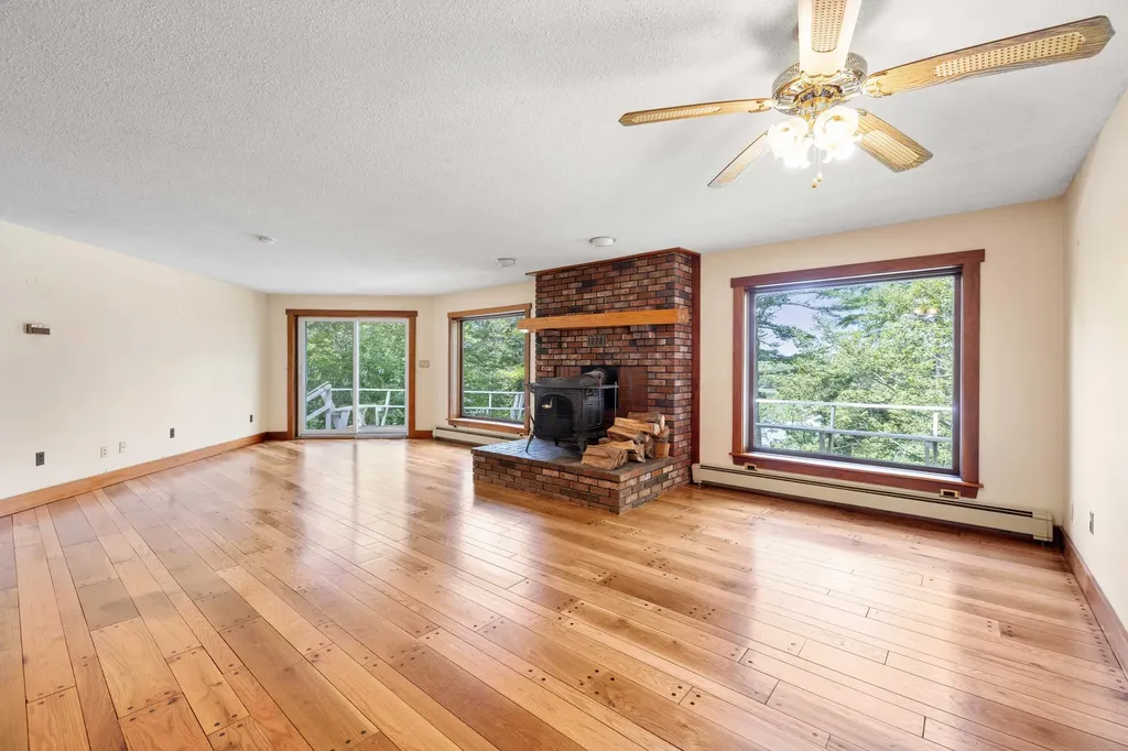 14 Slippery Hill Road Harpswell ME 04079