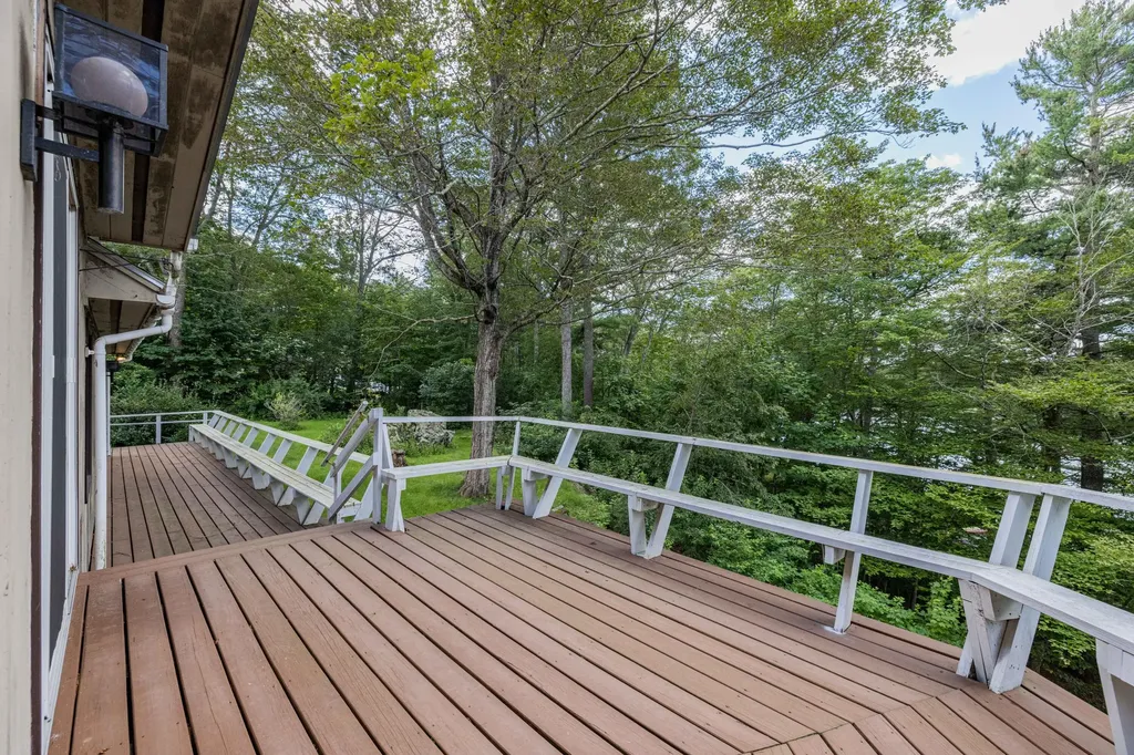 14 Slippery Hill Road Harpswell ME 04079