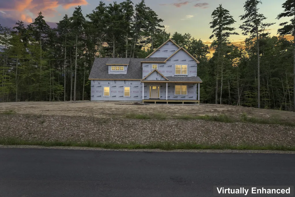 93 Green Acres Drive Buxton ME 04093